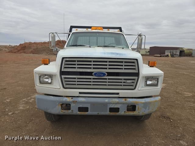 Image of Ford F600 equipment image 1