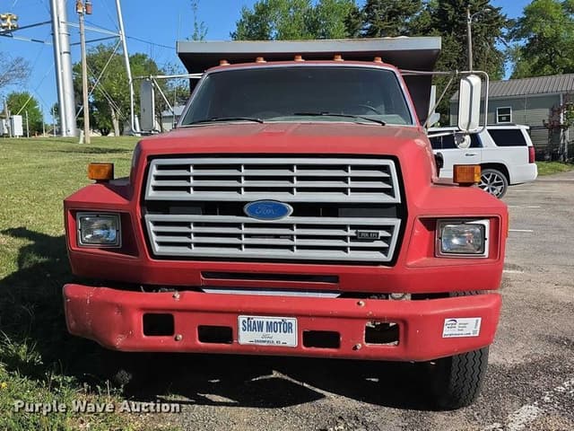 Image of Ford F-600 equipment image 1