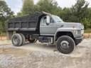 1992 Ford F-800 Image