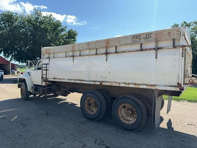 Image of Ford F900 equipment image 4
