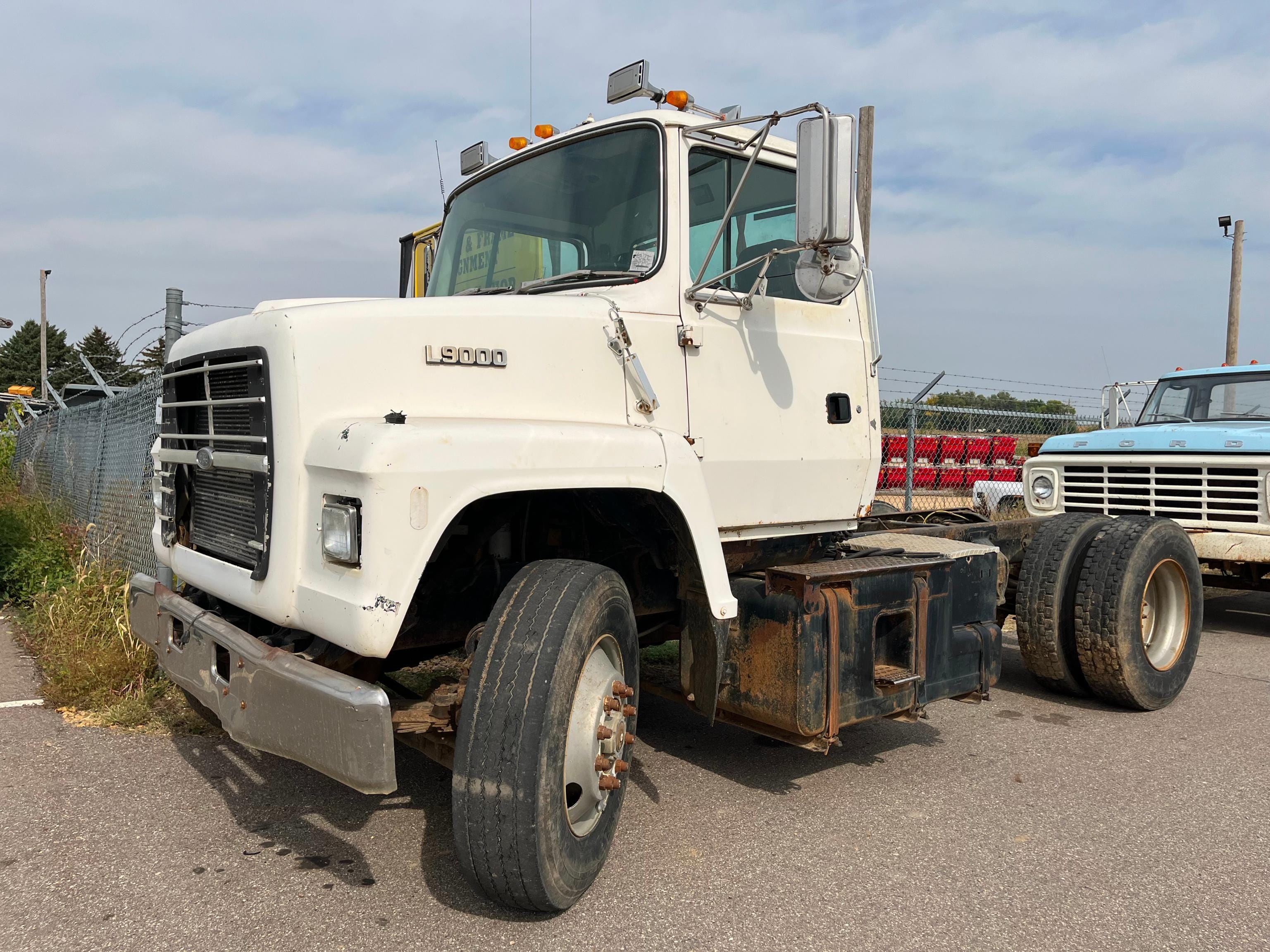 Main image Ford L9000