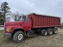 1992 Ford L8000 Image