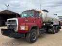 1992 Ford L8000 Image