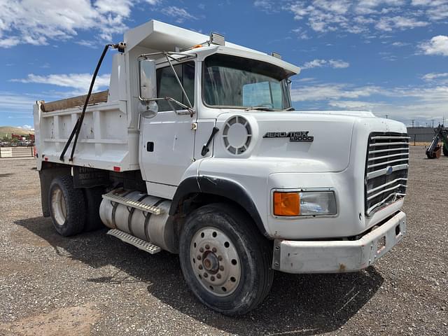 Image of Ford Aeromax L9000 equipment image 3