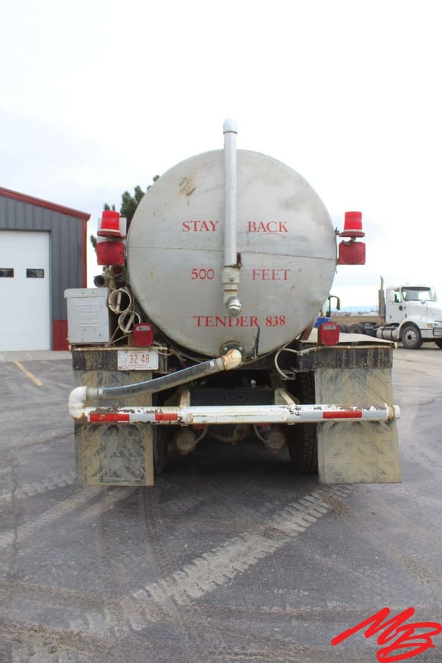 Image of Ford Aeromax L9000 equipment image 3