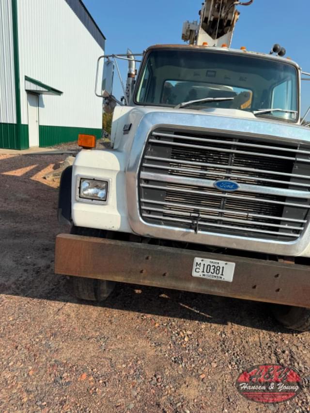 Image of Ford LNT8000 equipment image 3