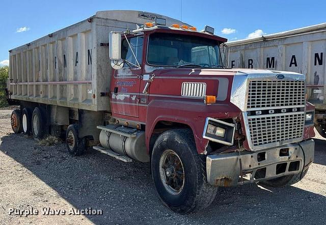 Image of Ford LTL9000 equipment image 2