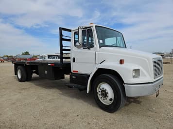 Main image Freightliner FL70