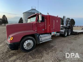 Main image Freightliner FLD120
