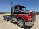 1992 Freightliner FLD112 Image