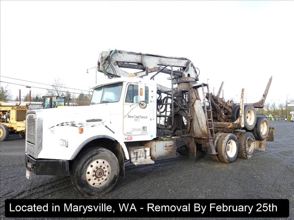 Image of Freightliner FLD120 Primary image