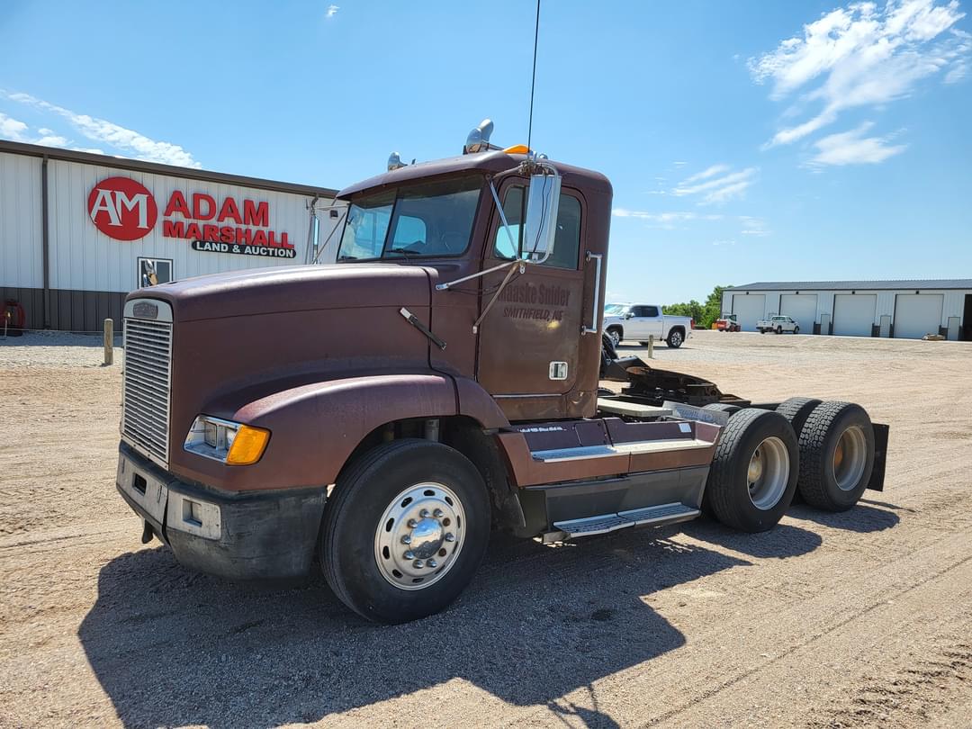 Image of Freightliner Undetermined Primary image