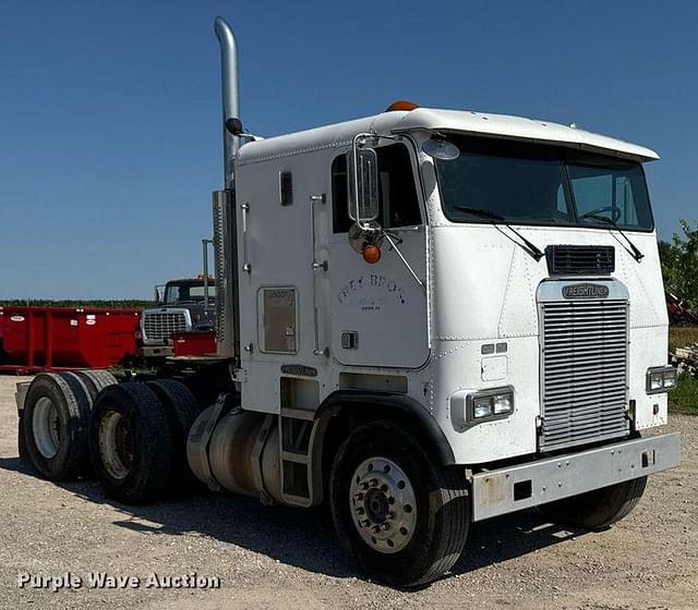 Image of Freightliner USF-1E equipment image 2