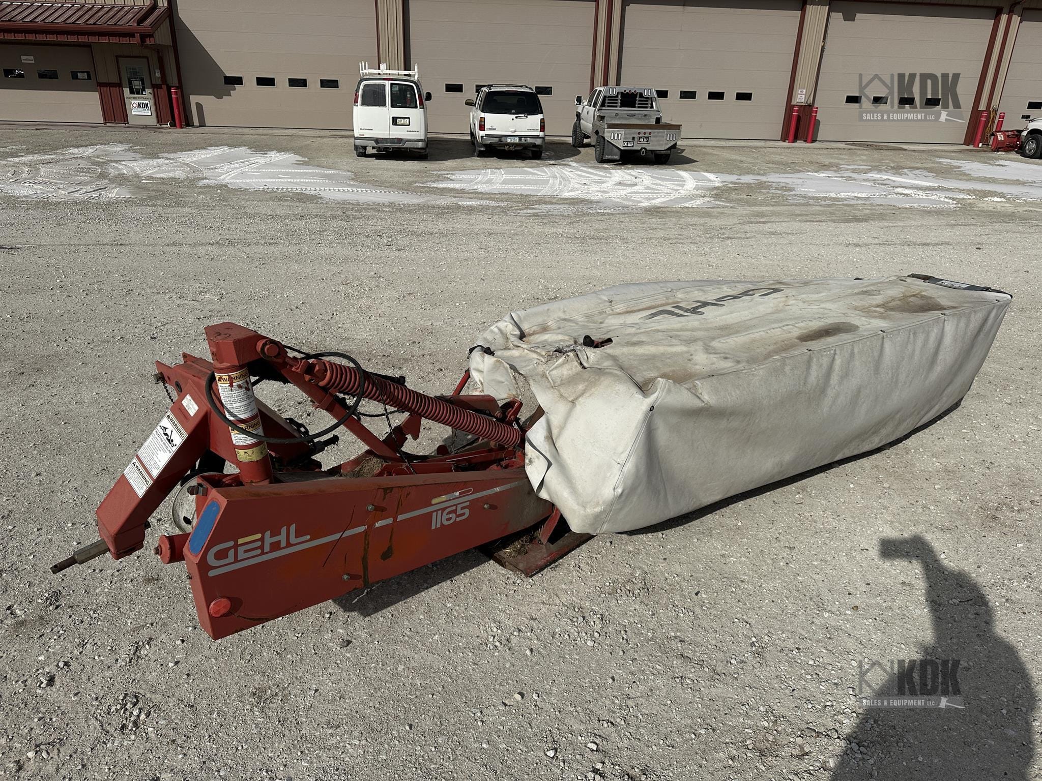 1992 Gehl DM1165 Equipment Image0