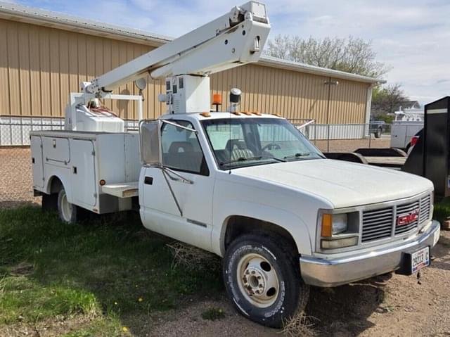 Image of GMC 3500 equipment image 2