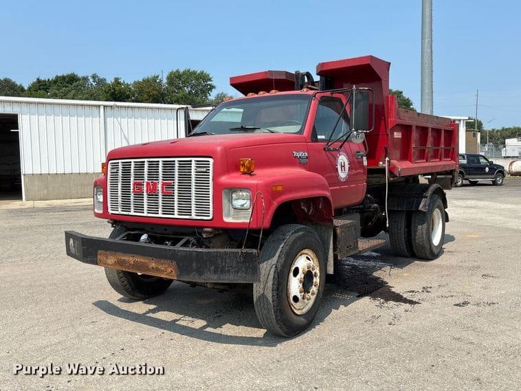 1992 GMC TopKick C7 Equipment Image0