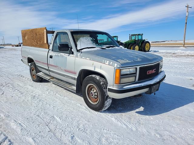 Image of GMC 2500 equipment image 1