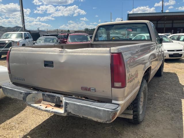 Image of GMC 2500 equipment image 4