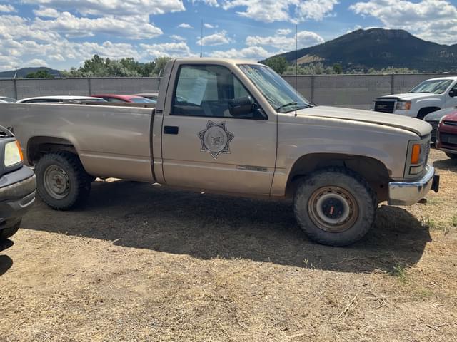 Image of GMC 2500 equipment image 3