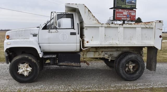 Image of GMC Topkick equipment image 1