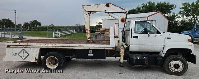 Image of GMC Topkick C5500 equipment image 3