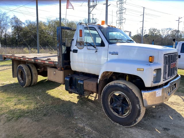 Image of GMC TopKick C6500 equipment image 3