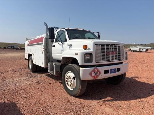 Image of GMC Topkick equipment image 3