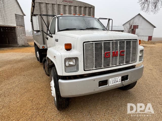 Image of GMC Topkick equipment image 4