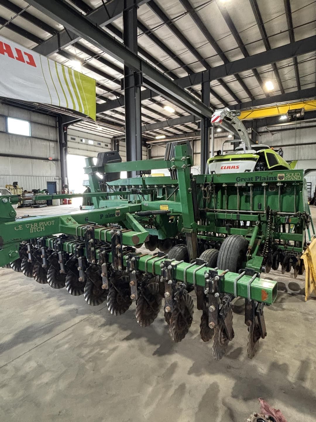 Image of Great Plains Solid Stand 15 Image 1