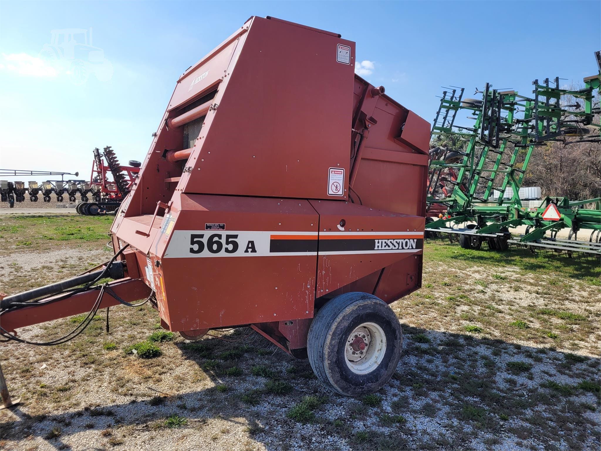 1992 Hesston 565A Equipment Image0