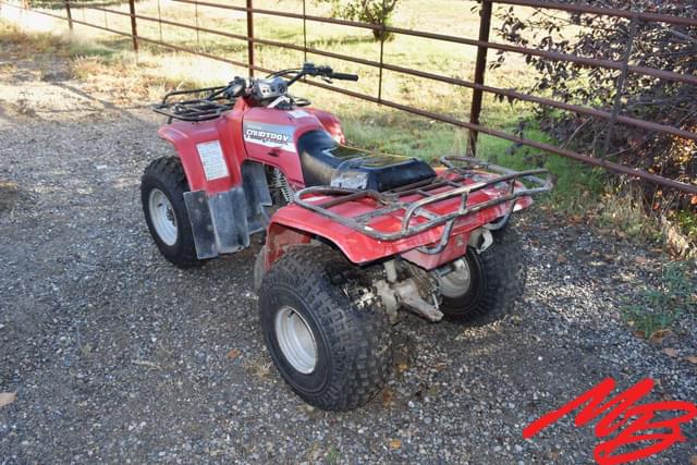 Image of Honda TRX300 equipment image 4
