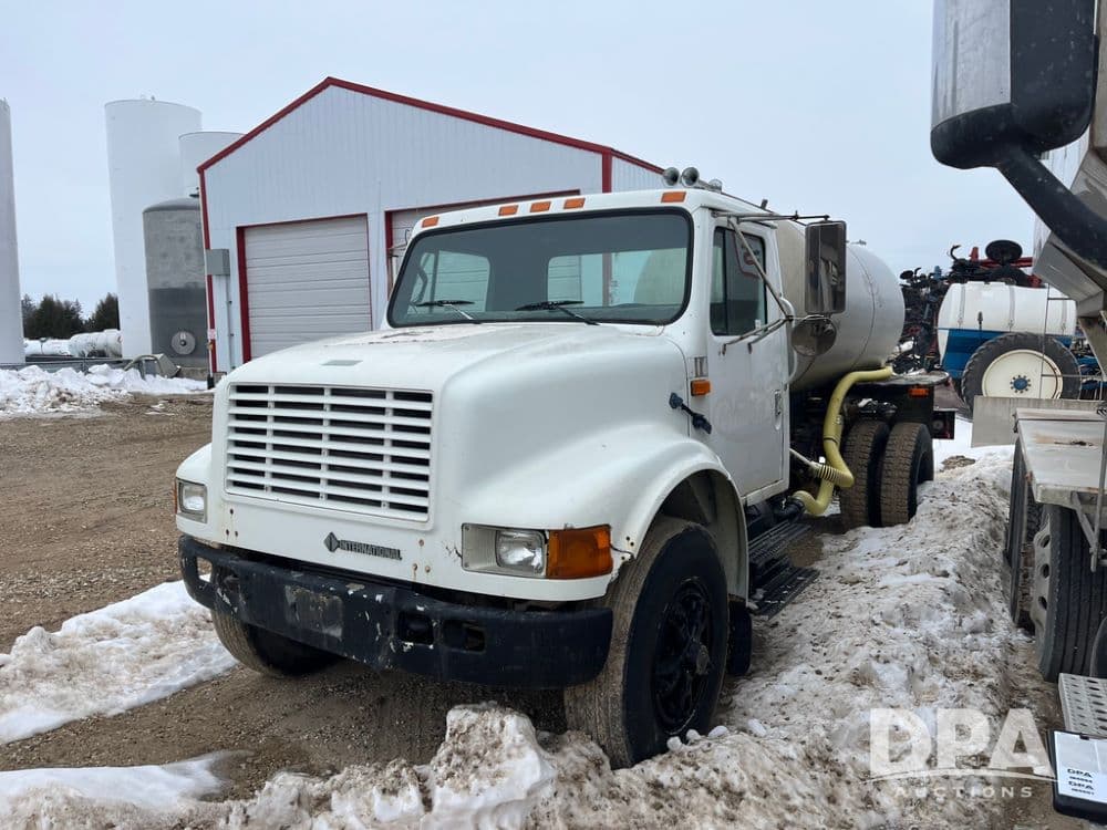 Image of International 4900 Primary image