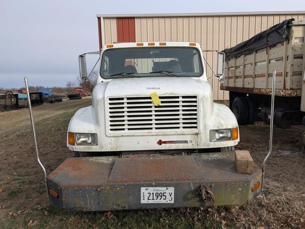 1992 International 4600 Equipment Image0