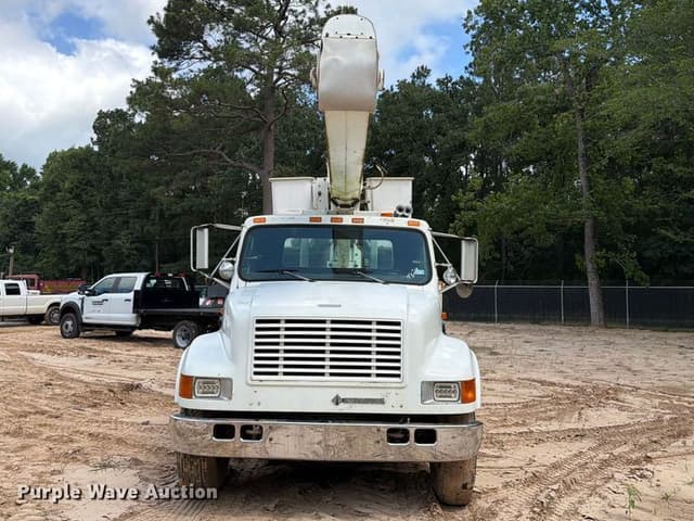 Image of International 4700 equipment image 1