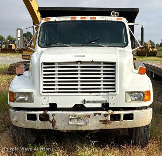 Image of International 4700 equipment image 1