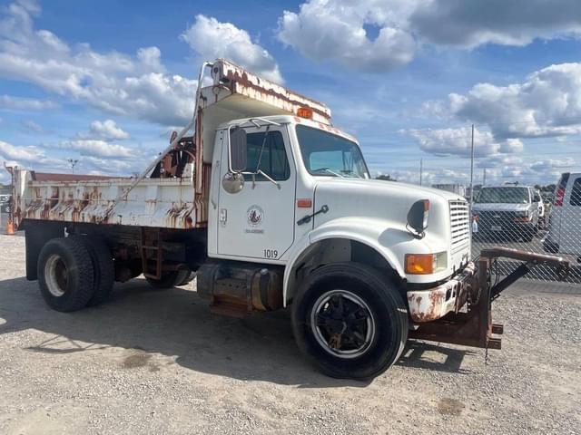 Image of International 4700 equipment image 3
