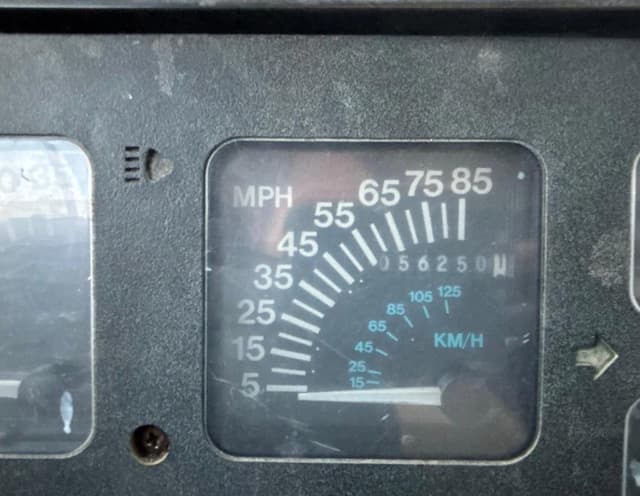 Image of International 4700 equipment image 3