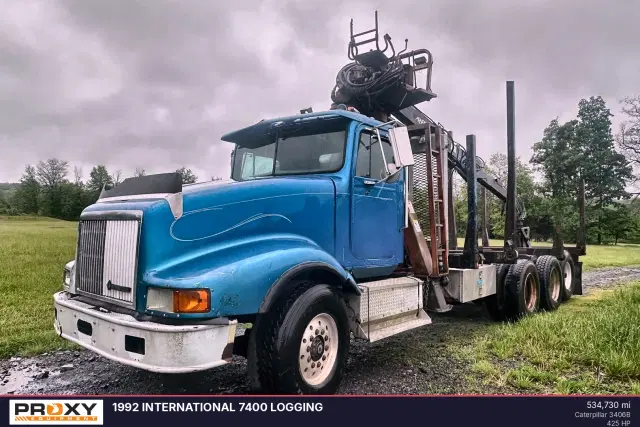 Image of International 7400 equipment image 1