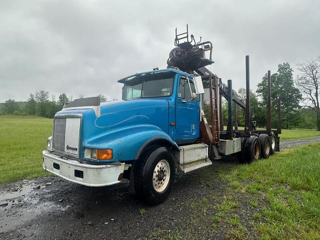 Image of International 7400 equipment image 2