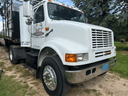 1992 International 8100 Image