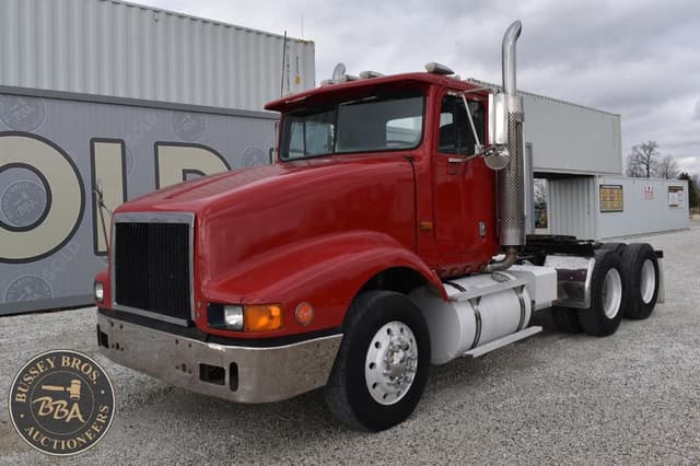 Image of International 9400 equipment image 2