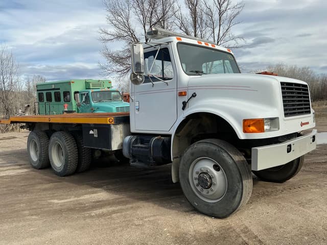 Image of International 4900 equipment image 2