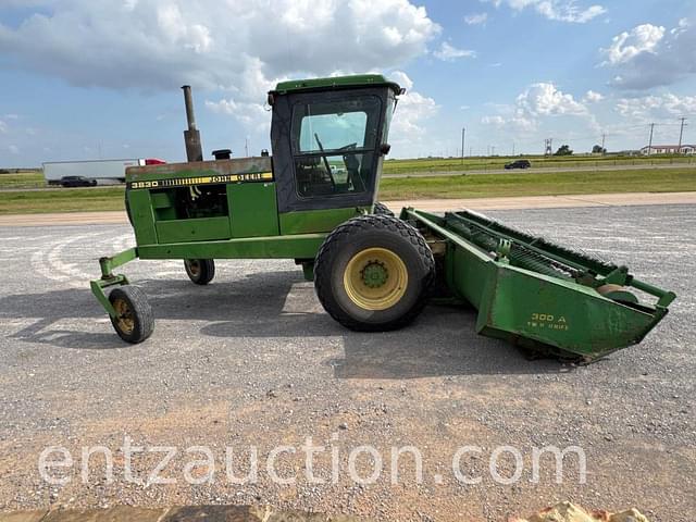 Image of John Deere 3830 equipment image 4