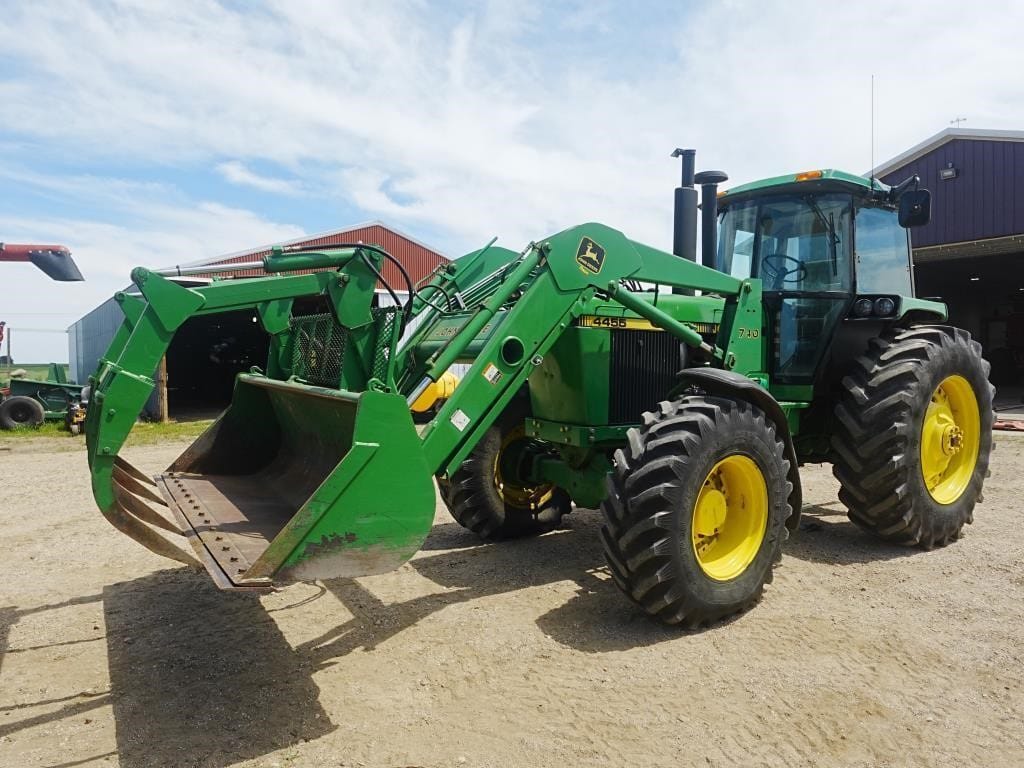 1992 John Deere 4455 Equipment Image0