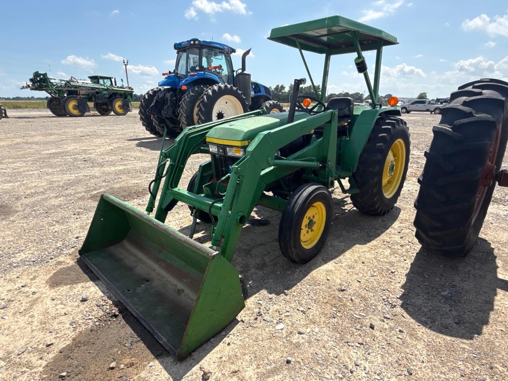 1992 John Deere 1070 Equipment Image0