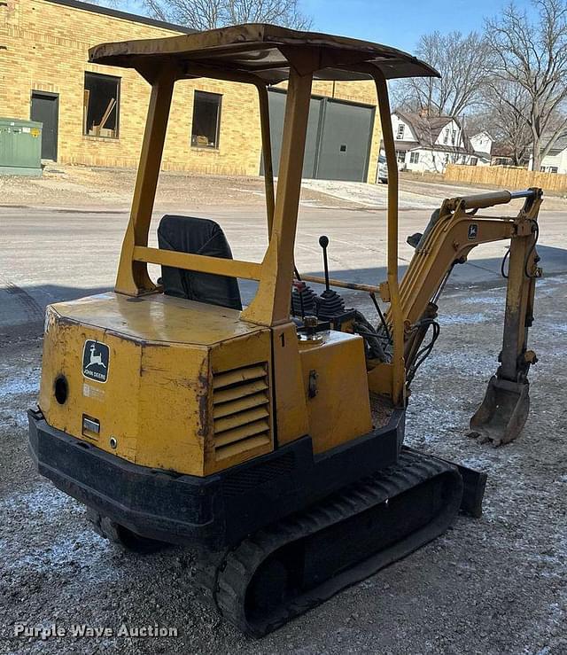 Image of John Deere 15 equipment image 4