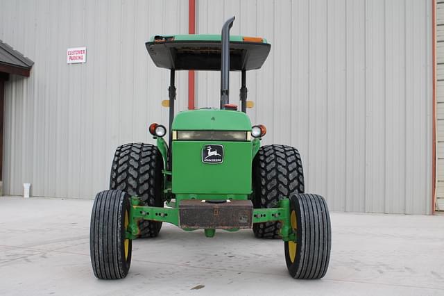 Image of John Deere 2155 equipment image 2