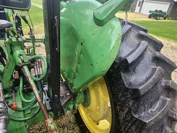 Image of John Deere 2155 equipment image 3
