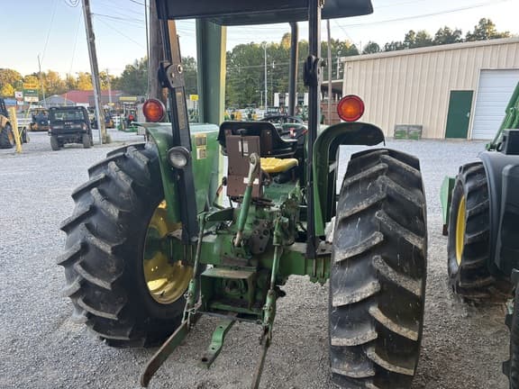 Image of John Deere 2355 equipment image 3