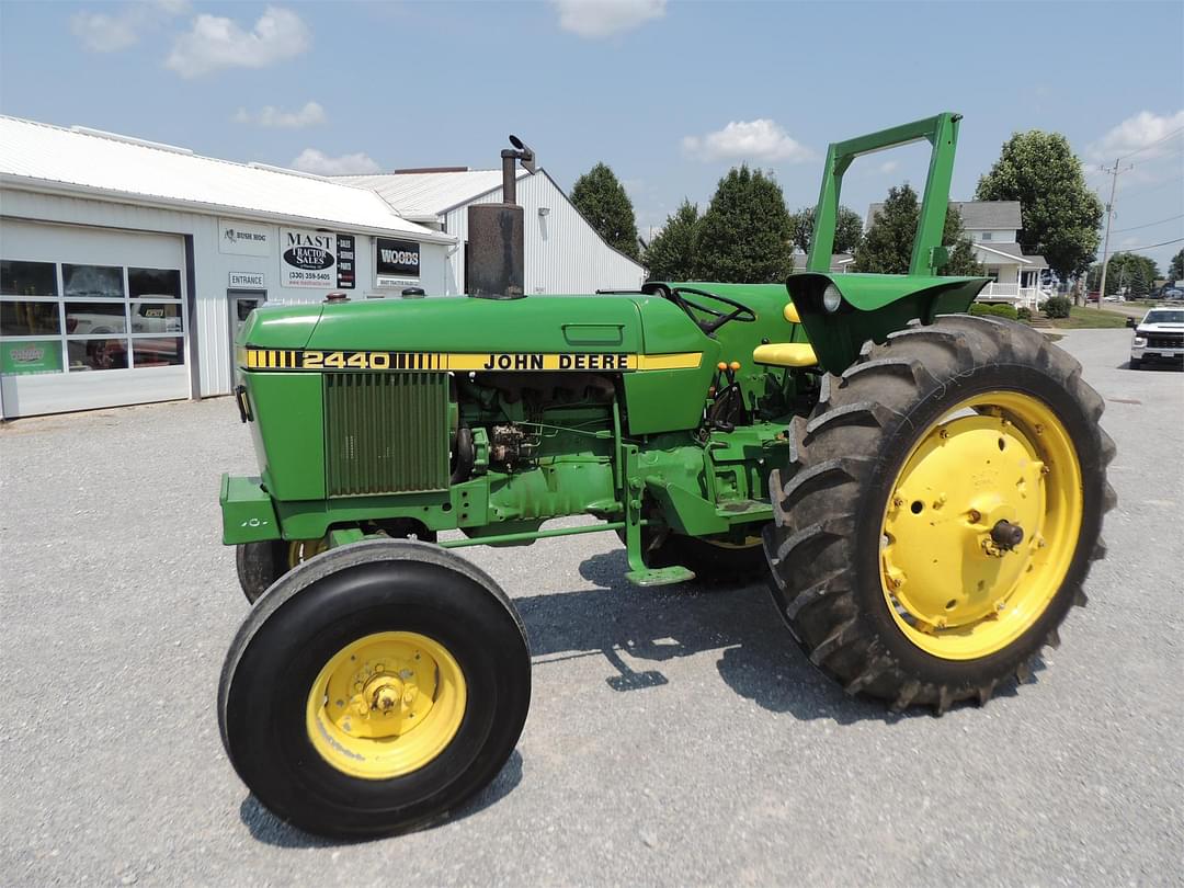 Image of John Deere 2440 Primary image